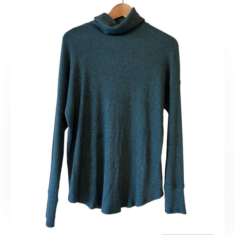 AE Turtleneck Sweater